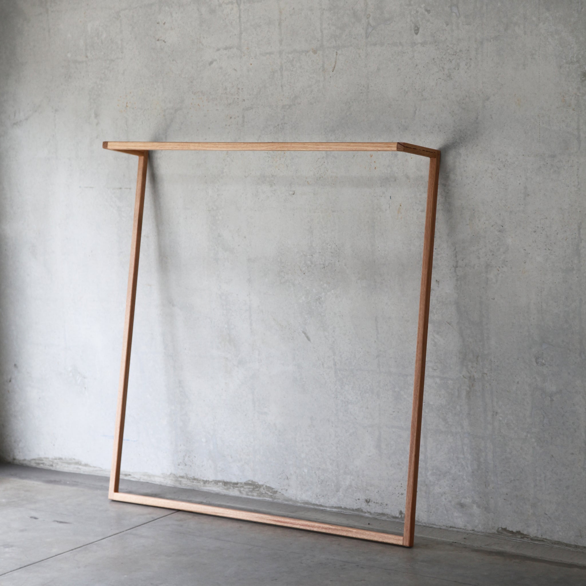 Rose Leaning Clothes Rack